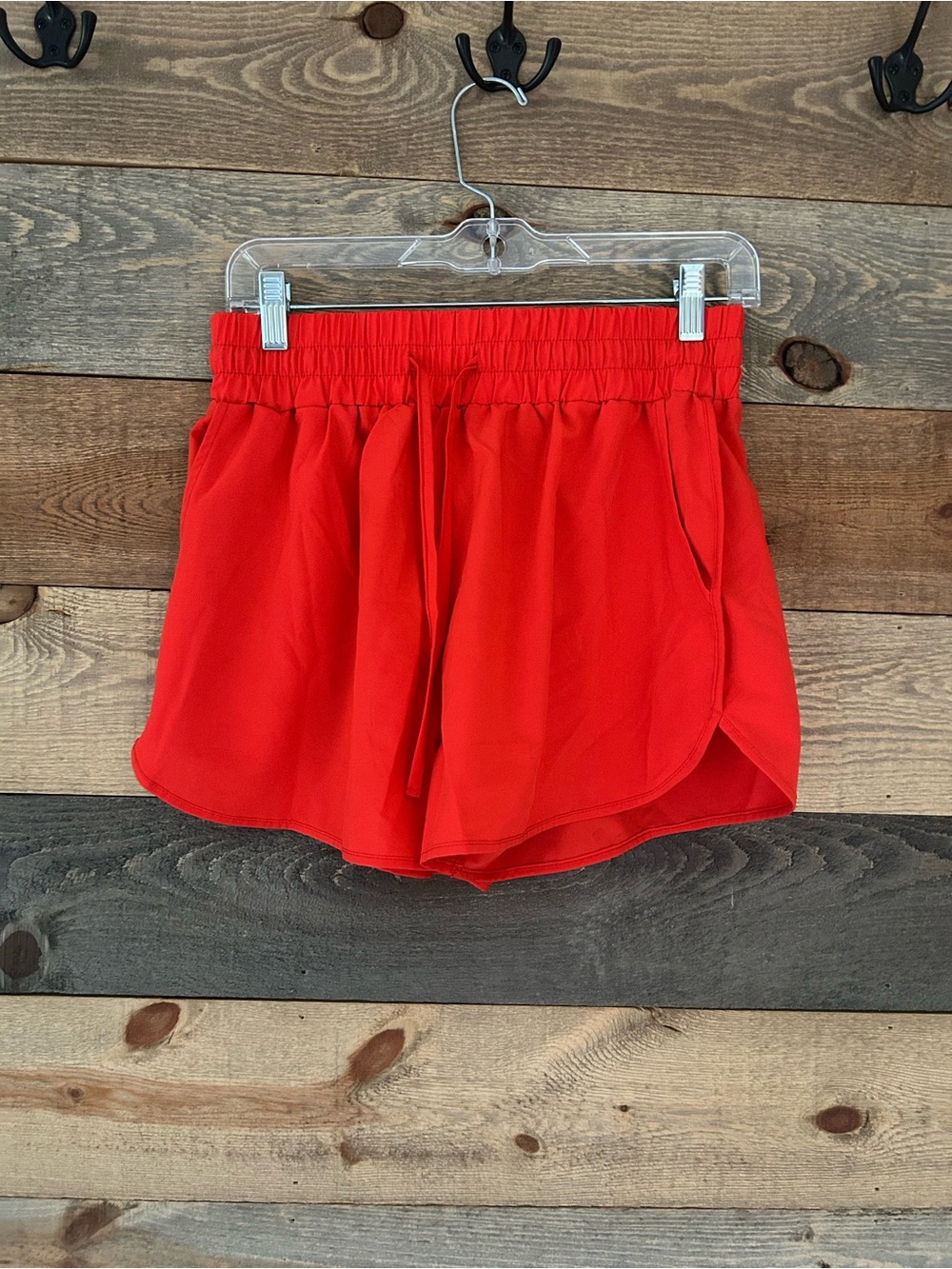 Amazon Layered Drawstring Athletic Shorts Size M